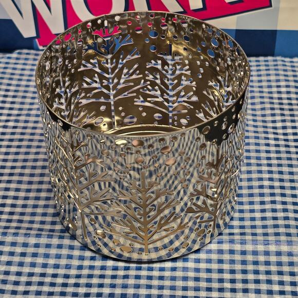 Slatkin & Co. BBW Silver Ornate Christmas Tree Large 3 Wick Candle Holder Home - Picture 2 of 4